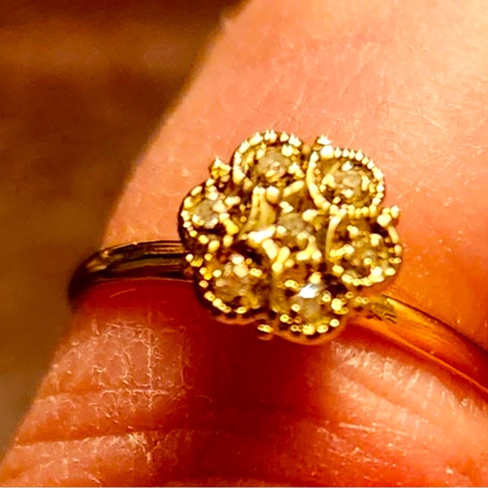14k Gold Diamond Ring 6 - Picture 7 of 8